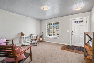 13671 Pensacola St in Caldwell, ID - Building Photo