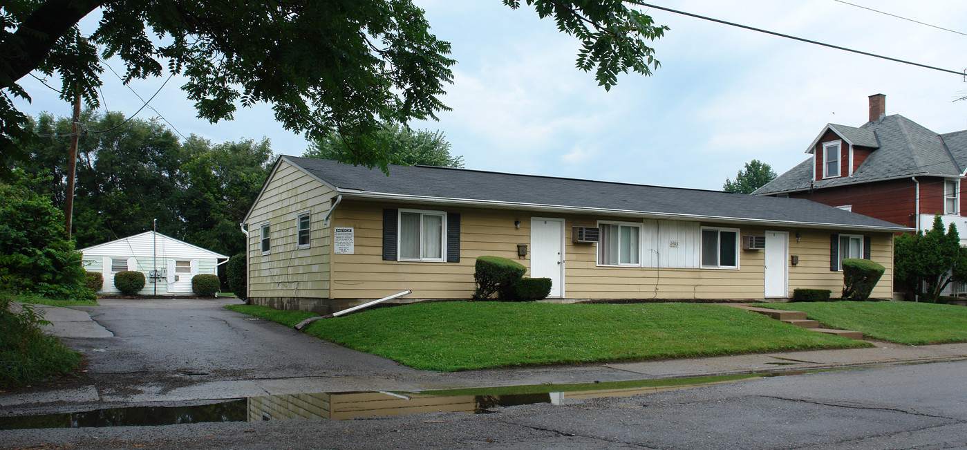 1403 Spring Ave NE in Canton, OH - Building Photo