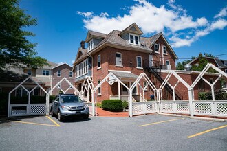 1336 Chelsea Ave-Unit -1340 Chelsea Avenue, Apt. #2 in Bethlehem, PA - Building Photo - Building Photo