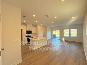 8024 Hidden Spgs Trl in Charlotte, NC - Building Photo - Building Photo