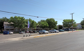 Mountain View II Apartments in Albuquerque, NM - Building Photo - Building Photo