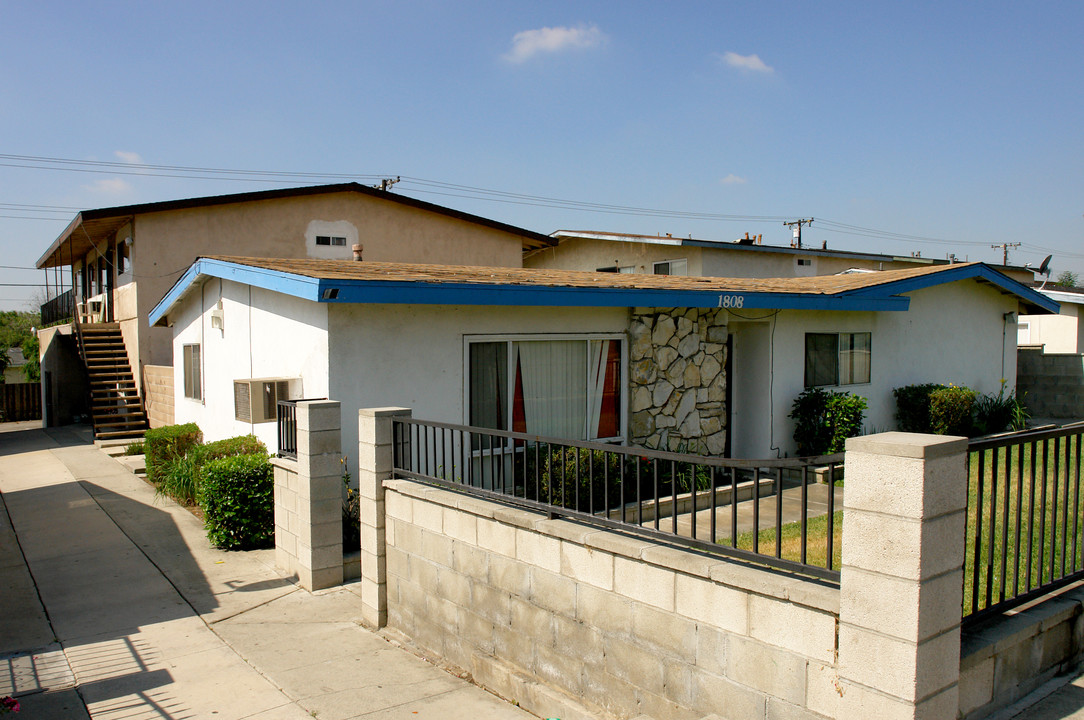 1808 E 4th St in Ontario, CA - Building Photo