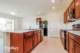 3016 SW 23rd Pl in Cape Coral, FL - Foto de edificio - Building Photo