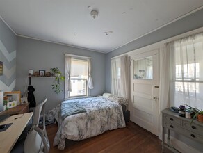 80 Pearson Rd, Unit #2 in Somerville, MA - Building Photo - Building Photo