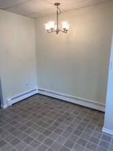 650 E Broad St, Unit 1 in Quakertown, PA - Building Photo - Building Photo