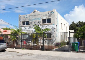 269 NW 30th St in Miami, FL - Building Photo