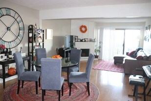 1833 Caddington Dr, Unit 54 in Rancho Palos Verdes, CA - Building Photo