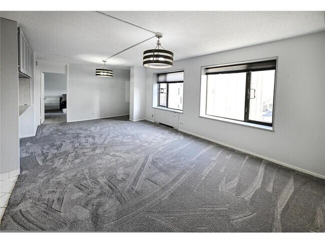 15 S 1st St, Unit A1414 in Minneapolis, MN - Building Photo - Building Photo
