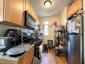 146 Webster Ave, Unit 3 in Cambridge, MA - Building Photo - Building Photo