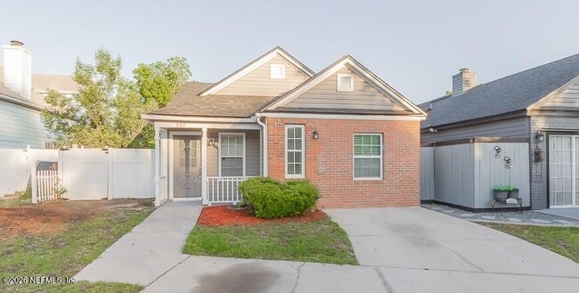 property at 563 Staffordshire Dr E