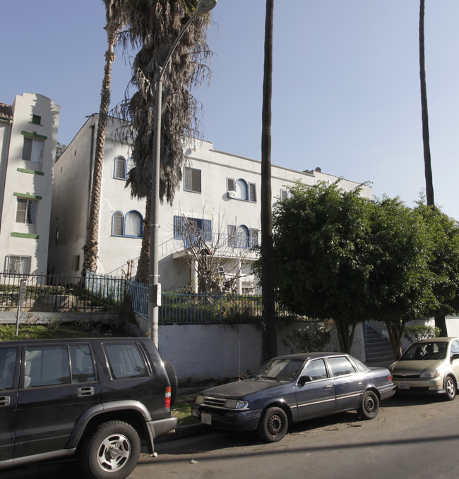 136-138 N New Hampshire Ave in Los Angeles, CA - Foto de edificio - Building Photo