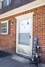 5206 Sunbeam Ave-Unit -Unit B in Chattanooga, TN - Building Photo - Building Photo