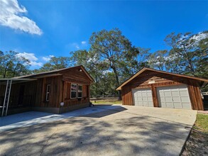 25805 Ipes Rd in Splendora, TX - Building Photo - Building Photo