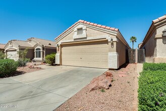 3024 E Blackhawk Dr in Phoenix, AZ - Building Photo - Building Photo