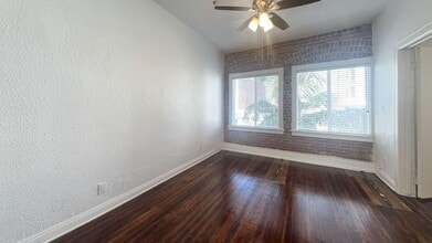 Leeward Apts...New York Style..Gorgeous Newly Remodeled! in Los Angeles, CA - Foto de edificio - Interior Photo