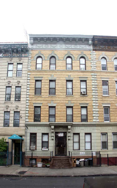 68 Patchen Ave in Brooklyn, NY - Building Photo