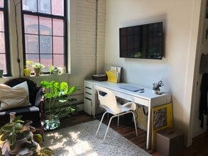 69 King St in Dover, NJ - Foto de edificio - Building Photo