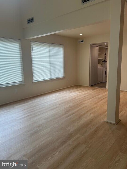 15705 Perkins Ln in Bowie, MD - Building Photo