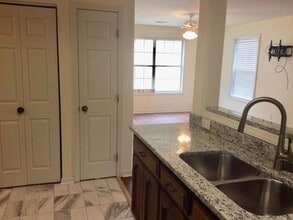 1002 Wyndham Ln in Helena, AL - Building Photo - Building Photo