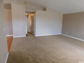 817 Woodhaven Dr in Fallon, NV - Building Photo - Building Photo