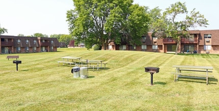 The Concord Apartments in Racine, WI - Building Photo - Building Photo