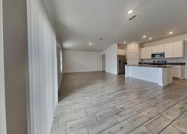 510 Donna Dr in Brandon, FL - Building Photo - Building Photo