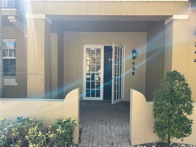 848 SW 147th Ave in Pembroke Pines, FL - Building Photo - Building Photo