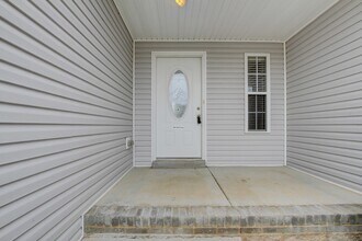 1353 Francesca Drive in Clarksville, TN - Building Photo - Building Photo