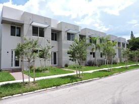 Brand New Multi-Family Property in Hollywood, FL - Building Photo