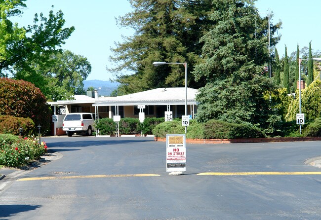 5761 Old Redwood Hwy in Santa Rosa, CA - Building Photo - Building Photo