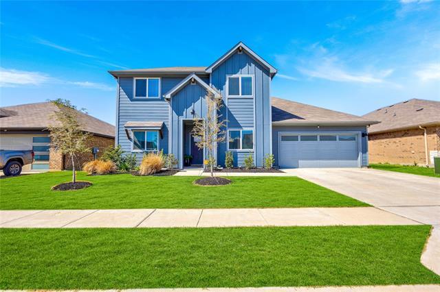 1721 Hulen Park Trl in Alvarado, TX - Building Photo