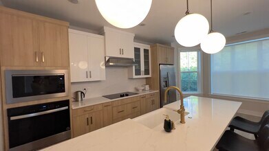11548 Helmond Way in Raleigh, NC - Building Photo - Building Photo