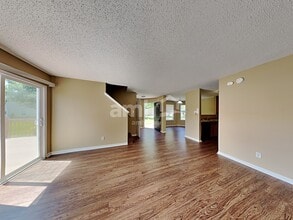 5973 Redcliff North Ln in Plainfield, IN - Building Photo - Building Photo