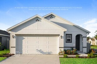 7969 Majestic Palms Ct in Venice, FL - Building Photo