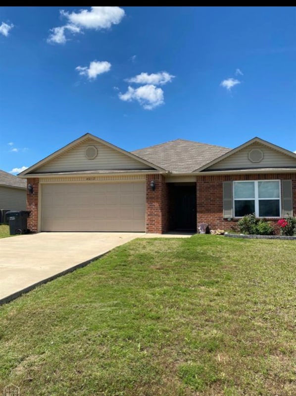 4012 Willow Pointe Dr