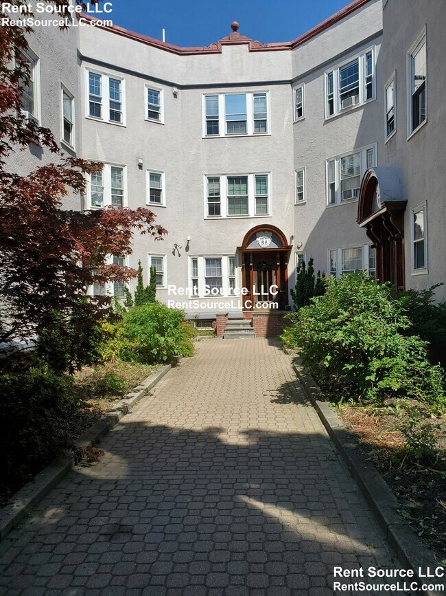 156 Magazine St in Cambridge, MA - Building Photo - Building Photo