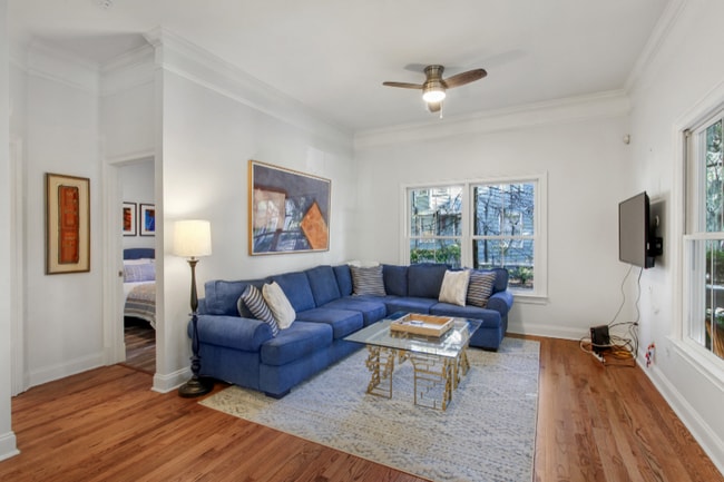 102 W 36th St in Savannah, GA - Building Photo - Building Photo