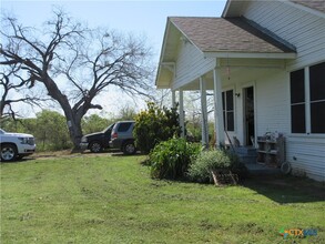 4839 Gander Slough Rd in Kingsbury, TX - Building Photo - Building Photo