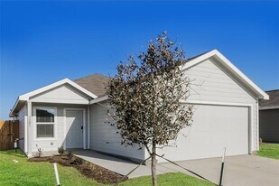 3101 Helix Bay Dr in Crandall, TX - Building Photo