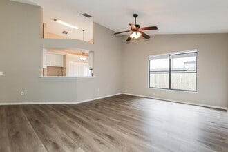 11320 Silverleaf Ct in Riverview, FL - Foto de edificio - Building Photo