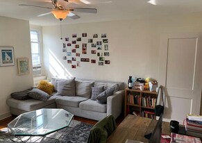 313 S 18th St in Philadelphia, PA - Building Photo