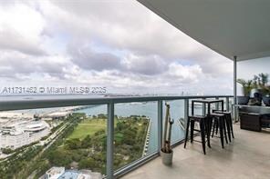 888 Biscayne Blvd, Unit # 3312 in Miami, FL - Building Photo - Building Photo