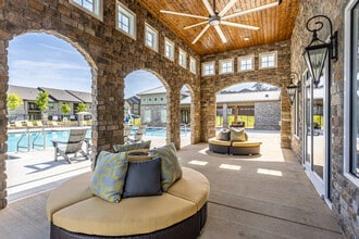 Grove Park in Tallahassee, FL - Building Photo - Building Photo