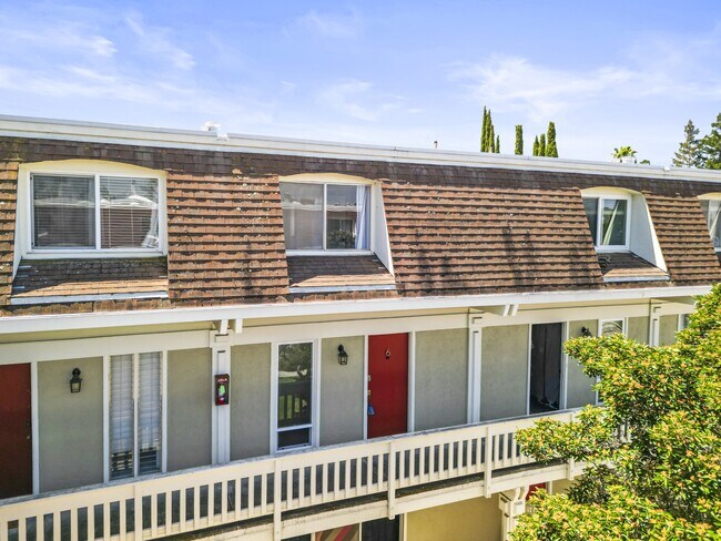 property at 3433 Norton Way