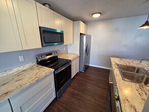 4741 Welcome Ave N in Minneapolis, MN - Building Photo - Building Photo