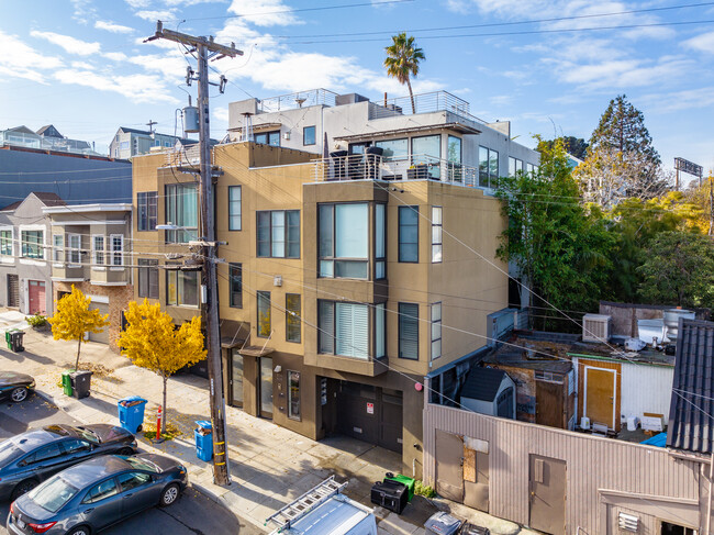 436-440 Kansas St in San Francisco, CA - Building Photo - Building Photo