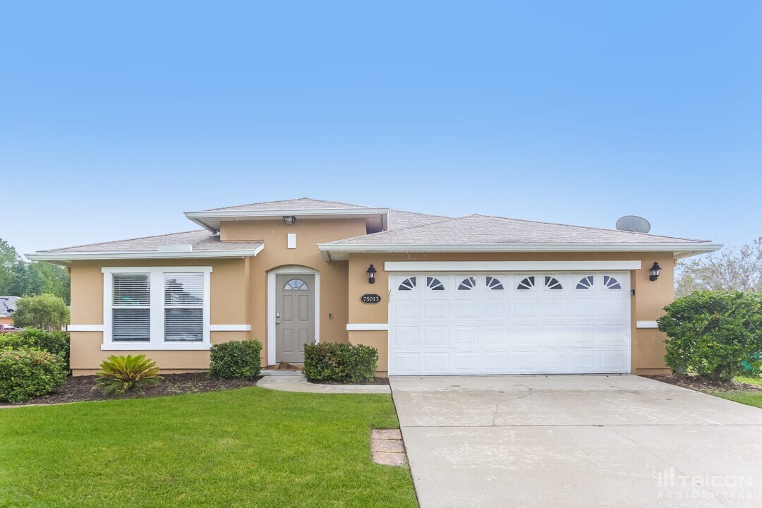 75013 Brookwood Dr in Yulee, FL - Building Photo