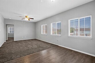 609 Meadow View Ct in Denton, TX - Building Photo - Building Photo