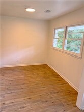 633 Brookwood Dr in Forest Park, GA - Building Photo - Building Photo