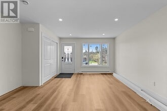 305 Petty Harbour Rd in St John's, NL - Building Photo - Building Photo
